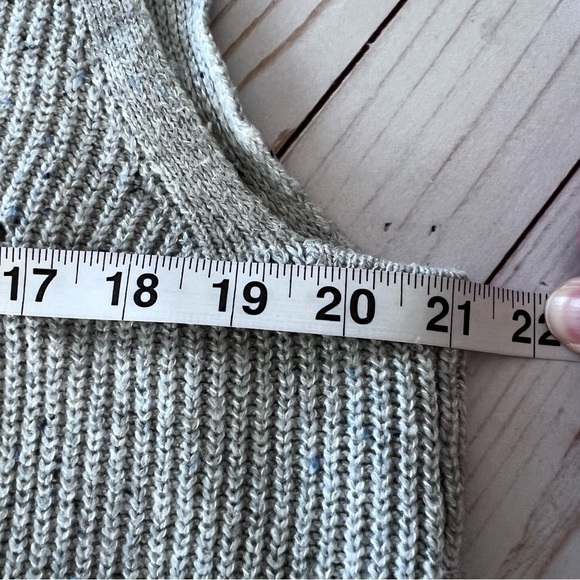 EUC Talbots Tweed Cowl Neck Sweater Vest in Gray size Large - Picture 11 of 12